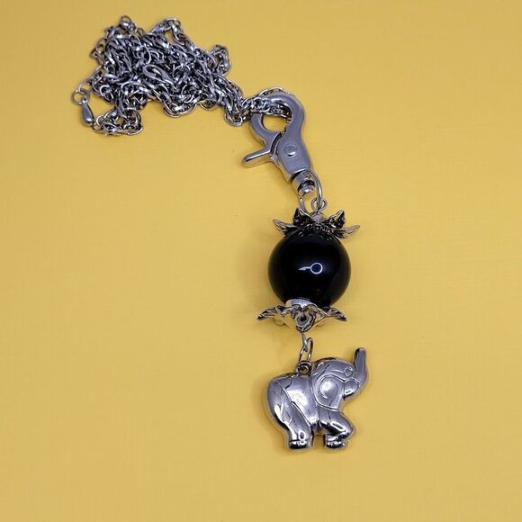 Elephant Necklace - Picture 6 of 7